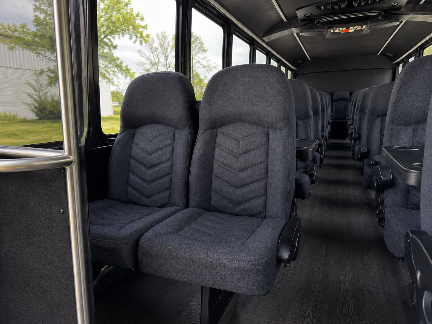airport transfer buses for wedding guests flying into seattle