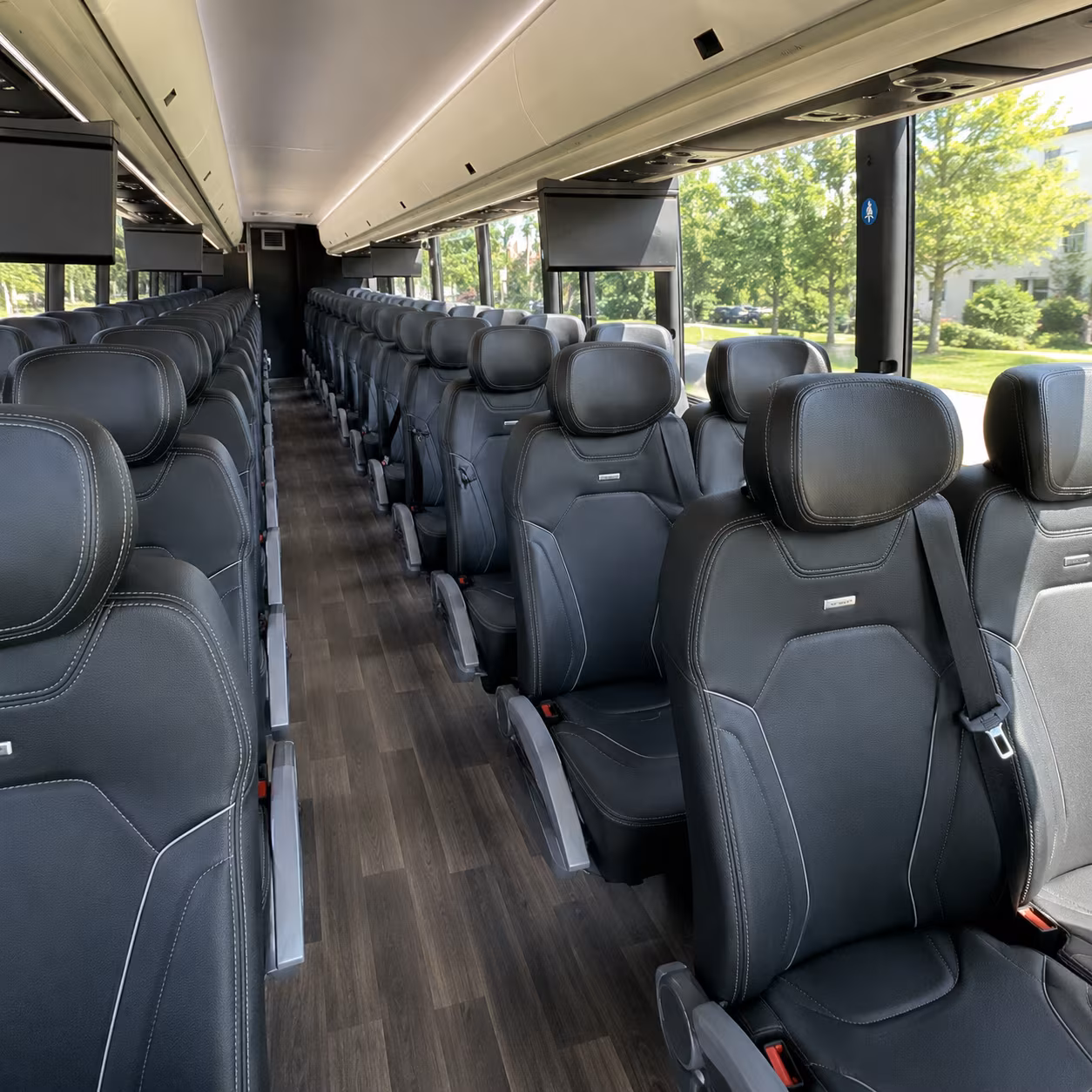 kirkland charter bus