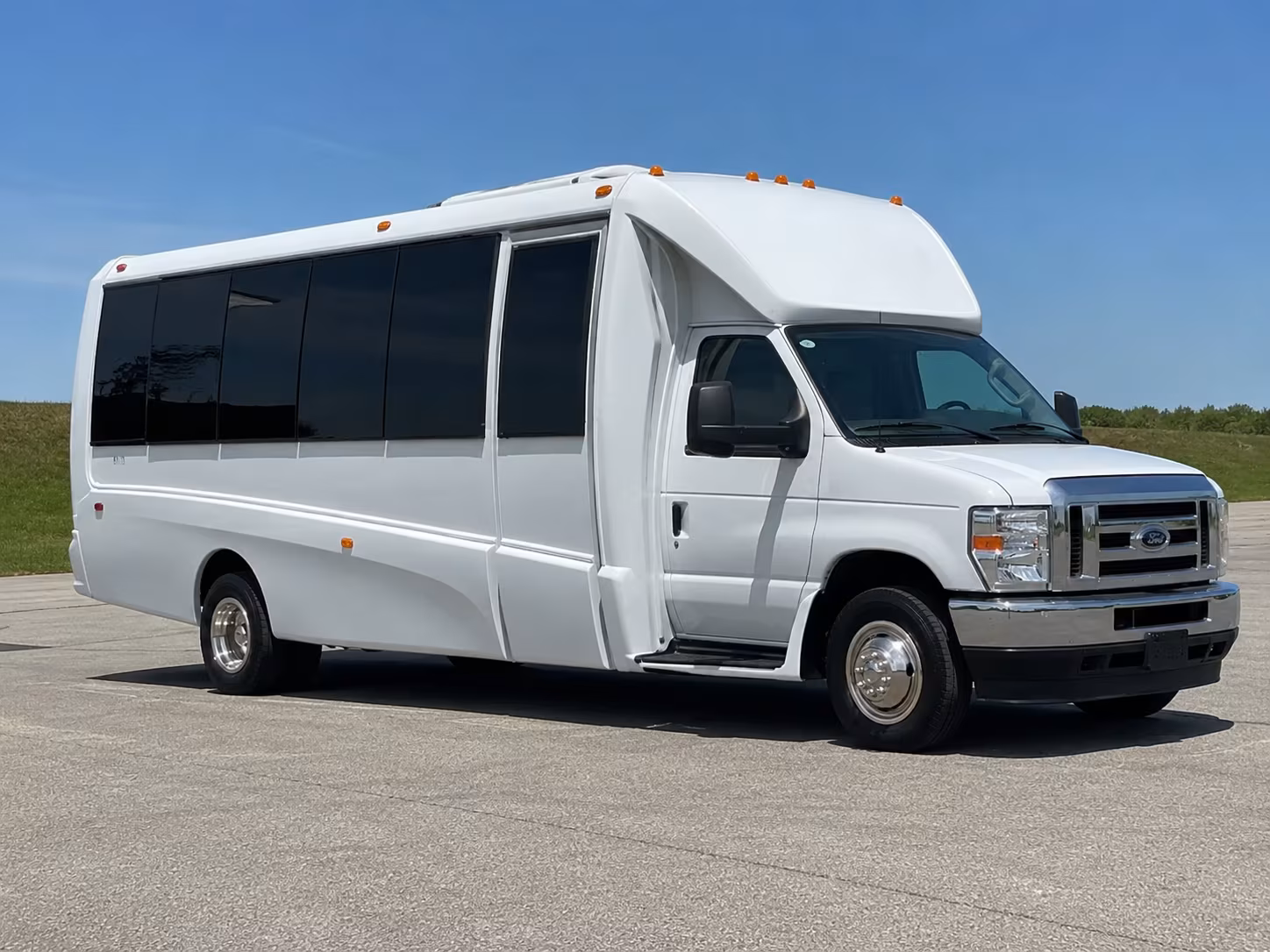 kirkland eastside prom party bus rental