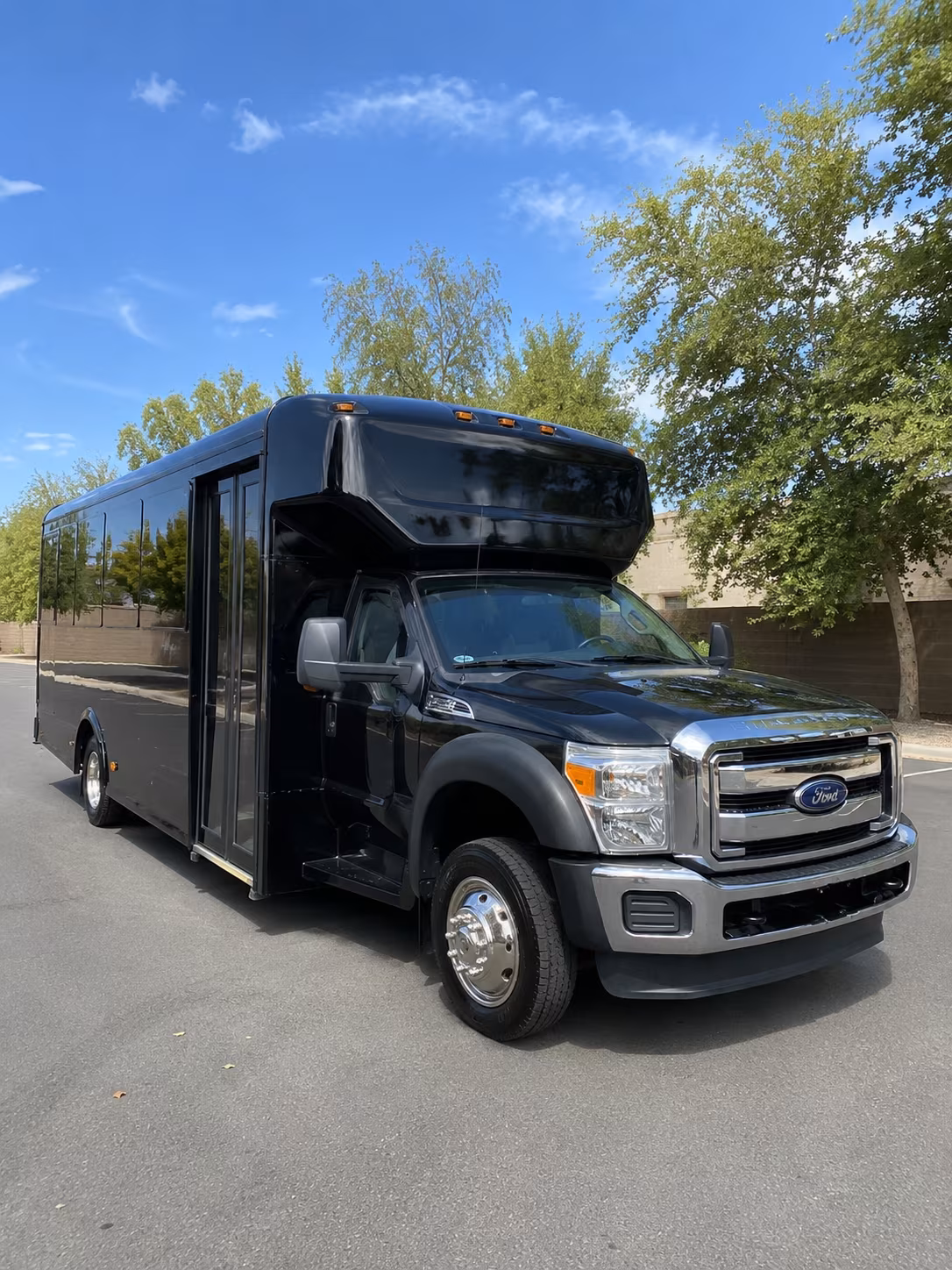 kirkland wedding party bus rental