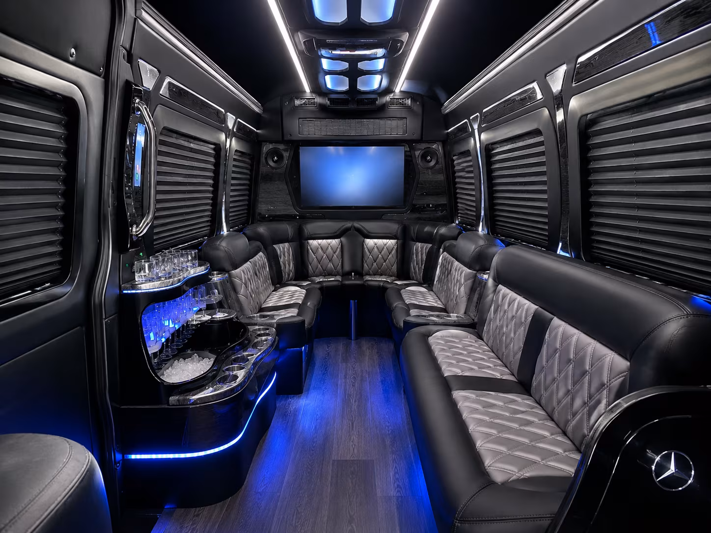 pre prom dinner buses from kirkland to bellevue and seattle